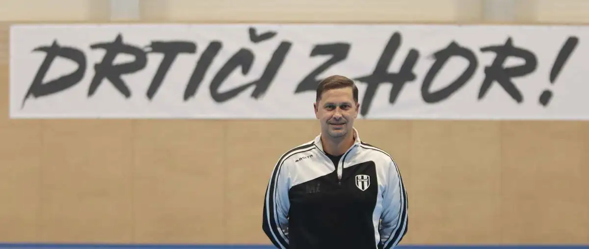 Láká mě profesionální fotbal, přiznává Prešnajder. Do Strání chce pět hráčů