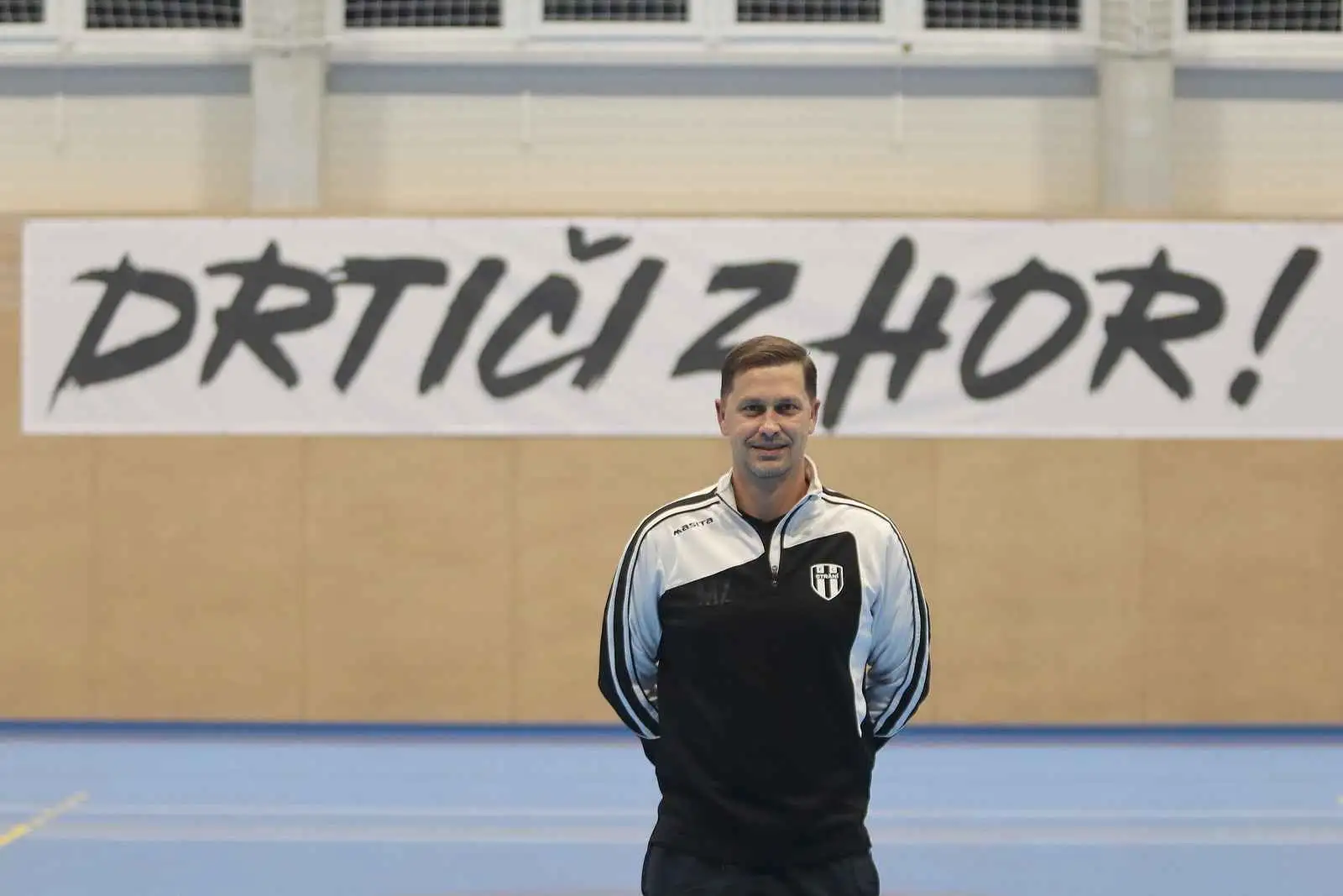 Láká mě profesionální fotbal, přiznává Prešnajder. Do Strání chce pět hráčů