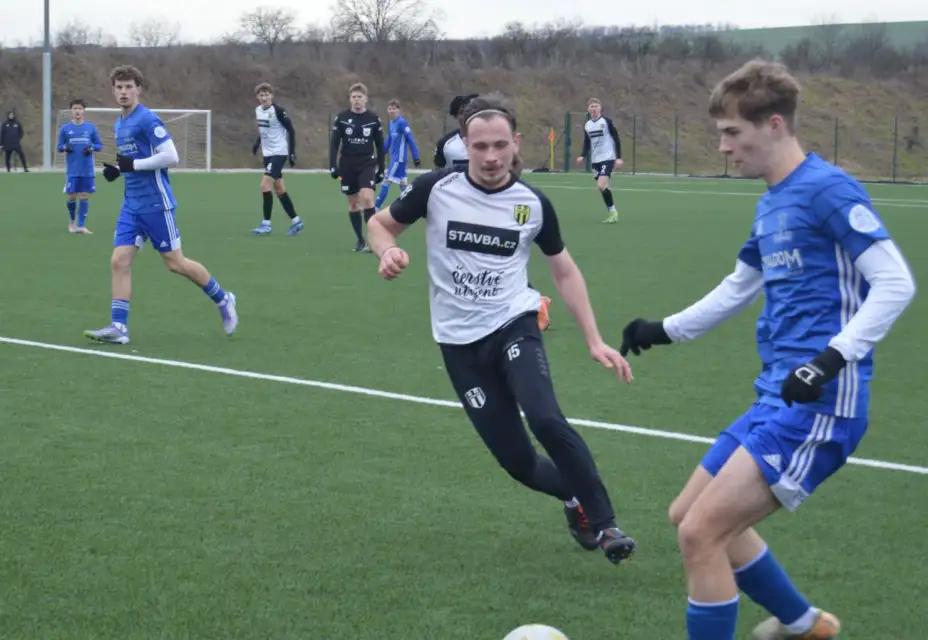 S Častkovcema prohráváme 2:1