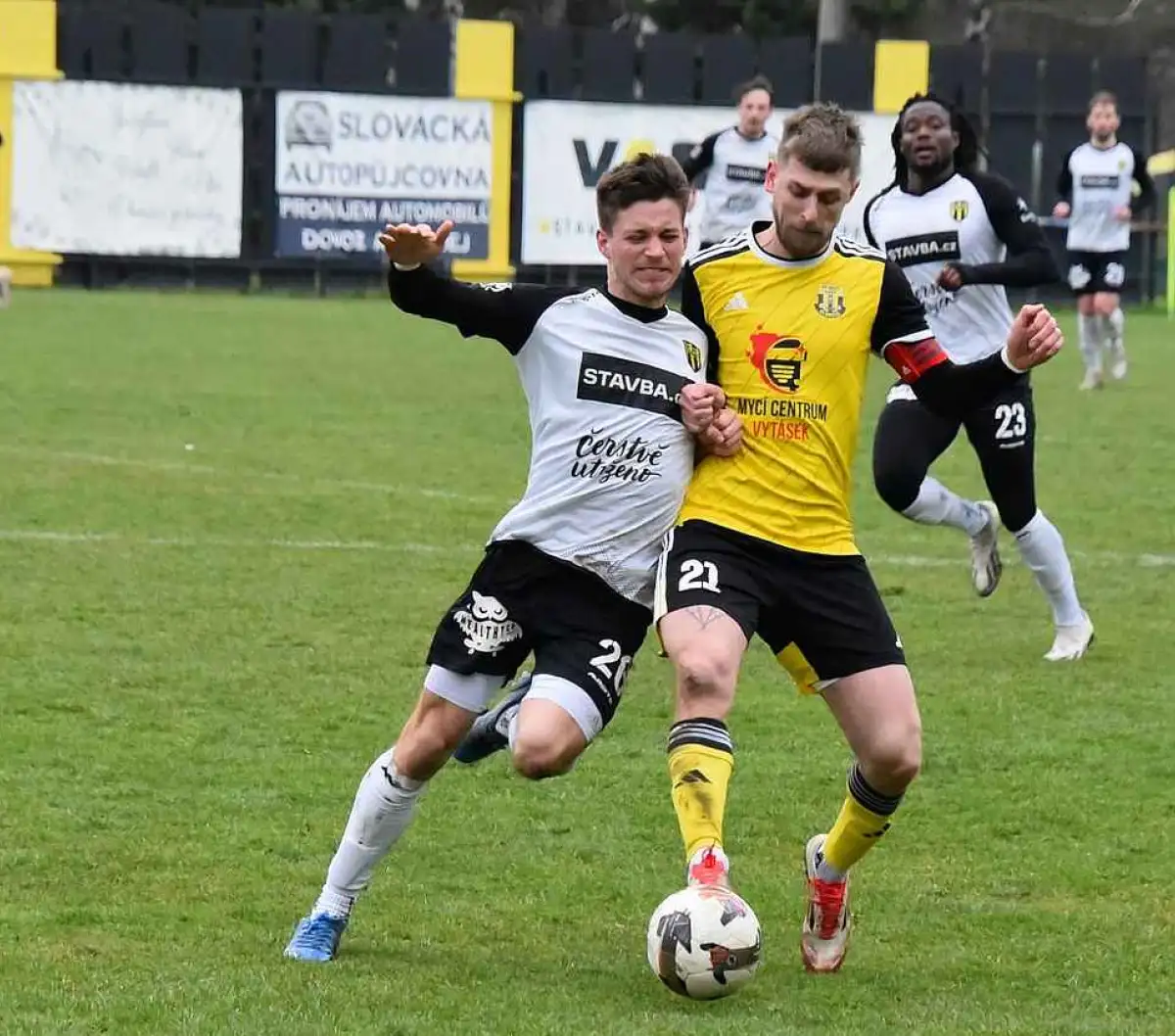 Těsná výhra A-týmu proti Novým Sadům