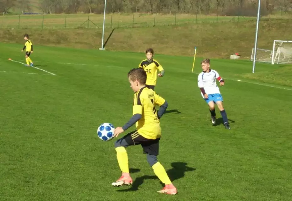 Vítězství mladších žáků po penaltovém rozstřelu